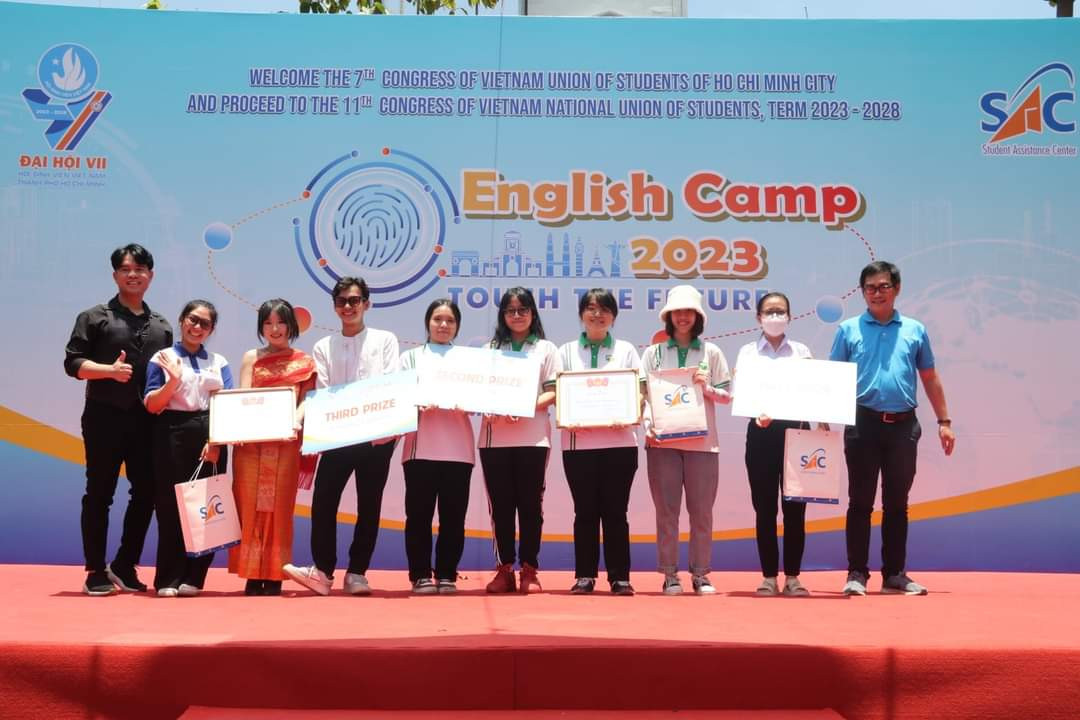 Các đội thi đã được trao giải tại Ngày hội. (Ảnh: TLTĐ)