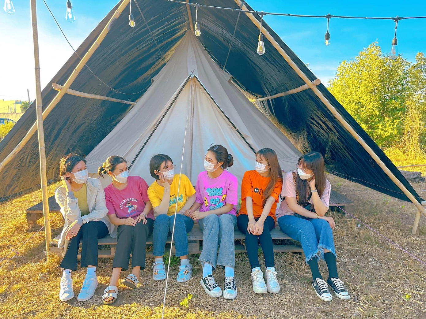 Thay vì đi xa, nhiều bạn trẻ Sài Gòn có xu hướng chọn các điểm cắm trại cho dịp lễ dài 30/4, 1/5. Thay vì đi xa, nhiều bạn trẻ Sài Gòn có xu hướng chọn các điểm cắm trại cho dịp lễ dài 30/4, 1/5.