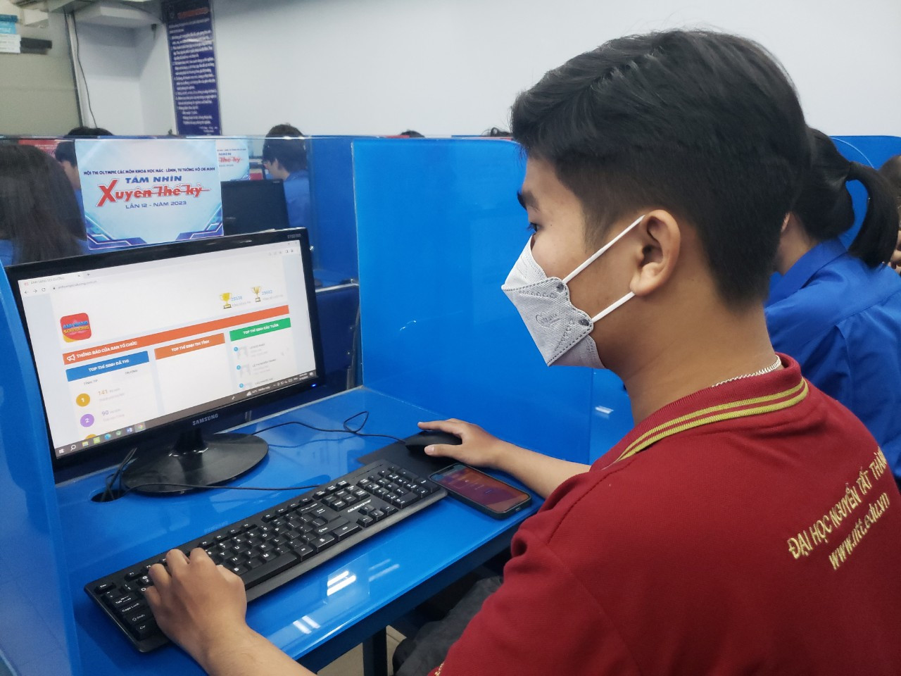 Thí sinh tham gia Hội thi Olympic các môn khoa học Mác - Lênin, Tư tưởng Hồ Chí Minh “Tầm nhìn xuyên thế kỷ” lần 12 - năm 2023. Thí sinh tham gia Hội thi Olympic các môn khoa học Mác - Lênin, Tư tưởng Hồ Chí Minh “Tầm nhìn xuyên thế kỷ” lần 12 - năm 2023.