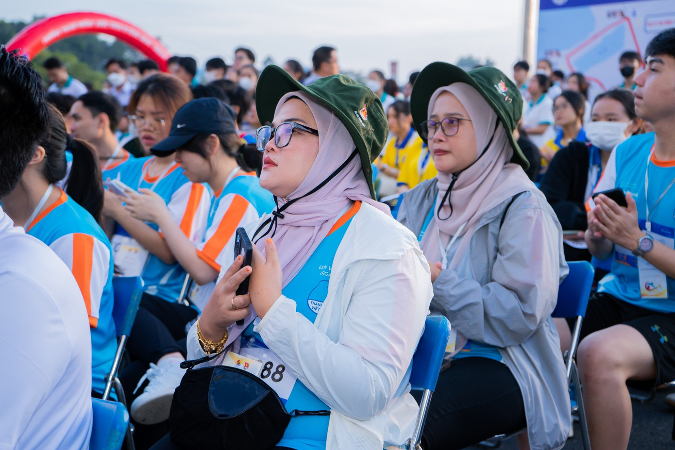 Rất đông các bạn sinh viên các nước ASEAN cùng tham gia chương trình. Rất đông các bạn sinh viên các nước ASEAN cùng tham gia chương trình.