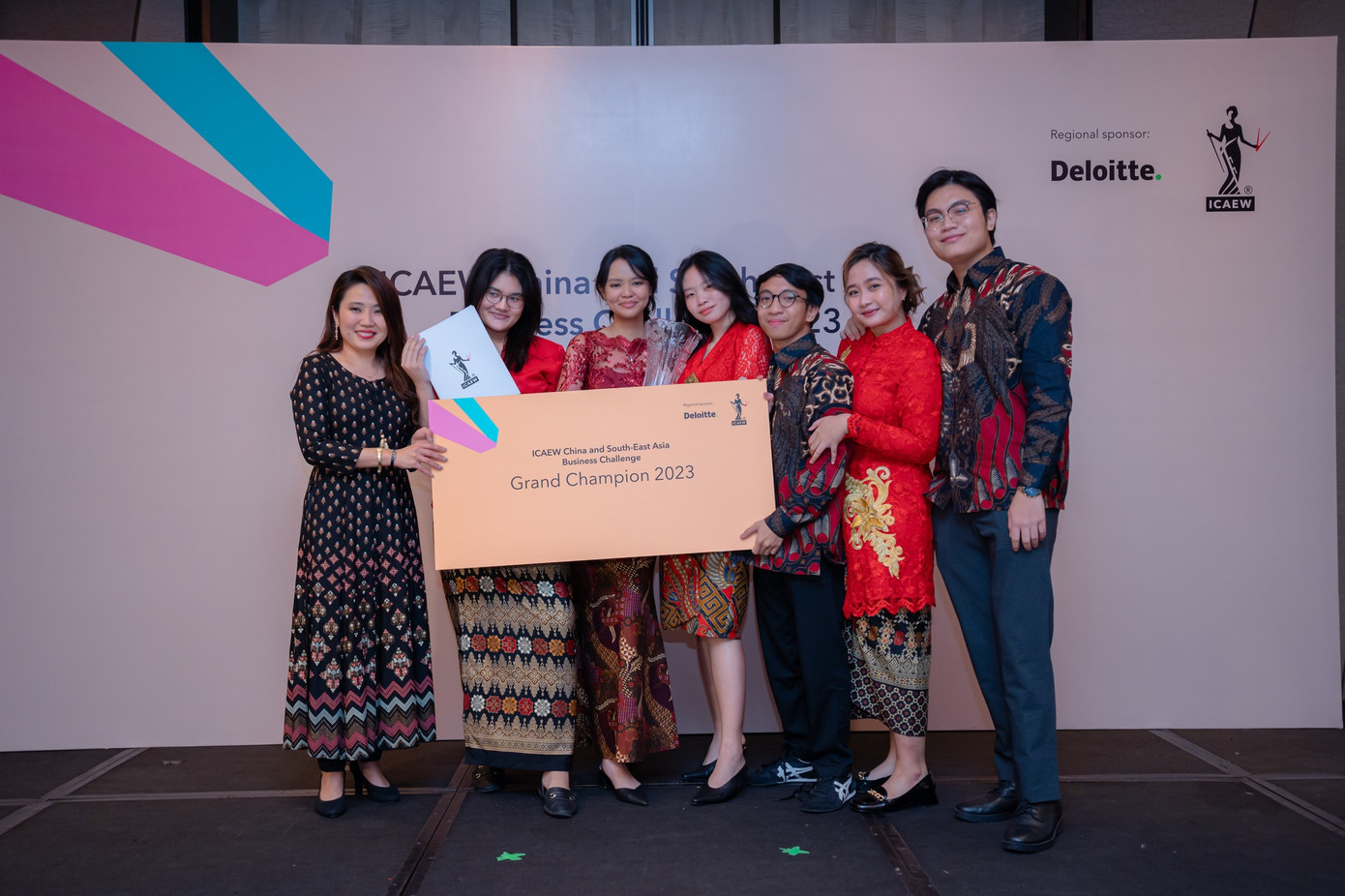 Đội vô địch đến từ Indonesia.