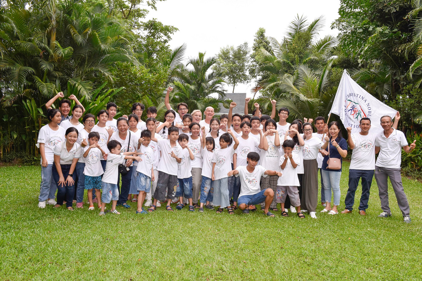 45 trẻ ở Mái ấm Ánh sáng (Q. 10) sẽ được tham gia Trại Hè 'Summer Camp 2023 – Where Summer Shines Brighter’. 45 trẻ ở Mái ấm Ánh sáng (Q. 10) sẽ được tham gia Trại Hè 'Summer Camp 2023 – Where Summer Shines Brighter’.