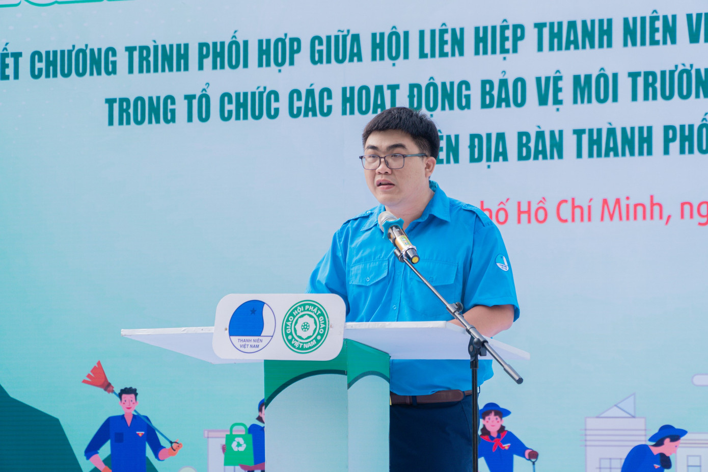 Anh Phạm Lê Minh Khang - Phó Chủ tịch Hội LHTN TP. HCM phát biểu tại chương trình.