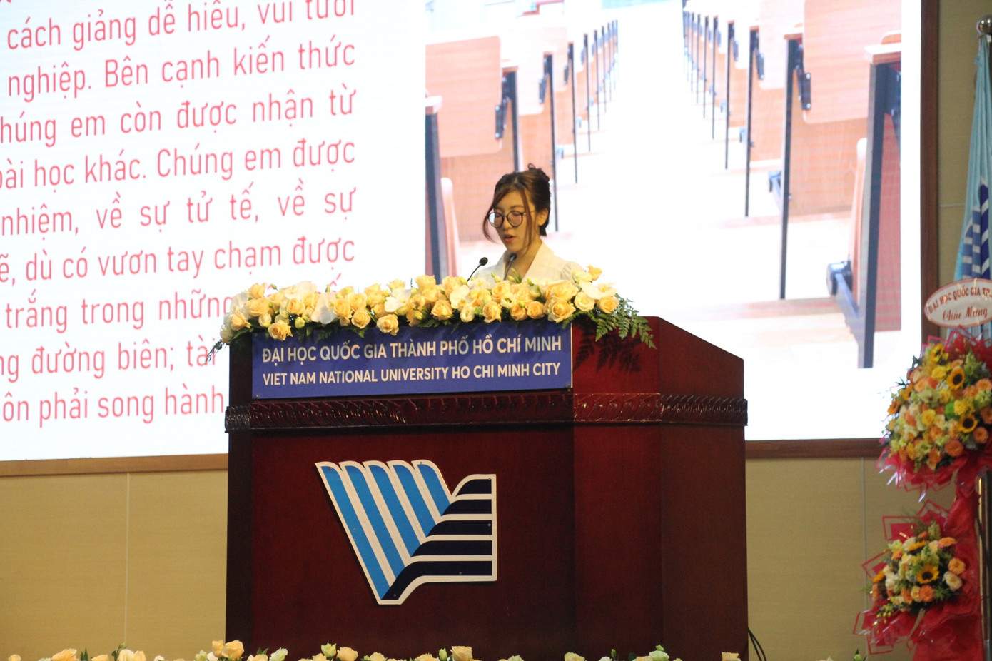 Trần Nguyễn Xuân Nguyên phát biểu tại Lễ khai giảng năm học 2023 - 2024 của trường ĐH Quốc tế (ĐHQG TP. HCM). (Ảnh: NVCC).