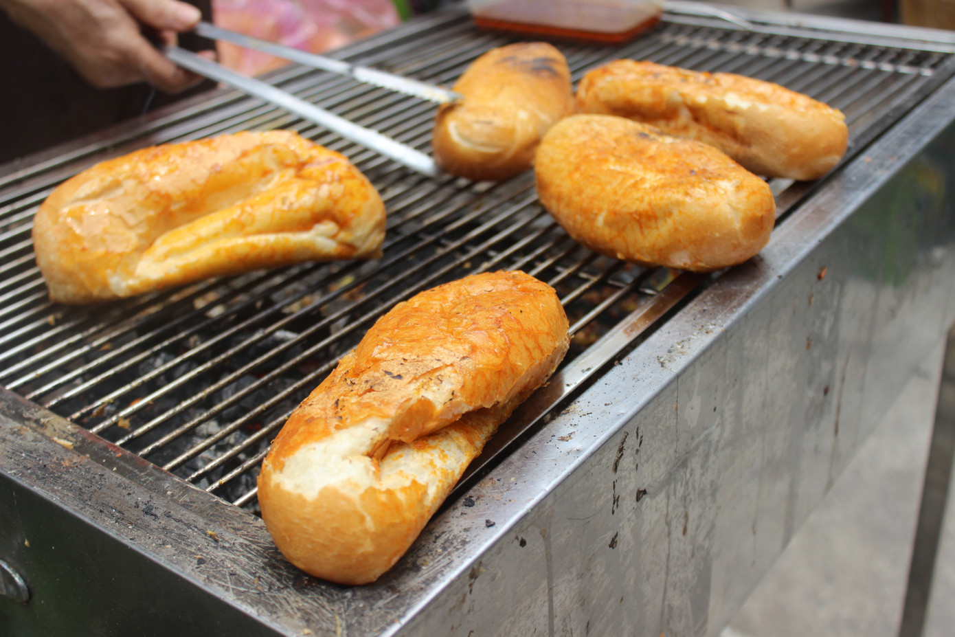 Một gian hàng bánh mì nướng tại Lễ hội.