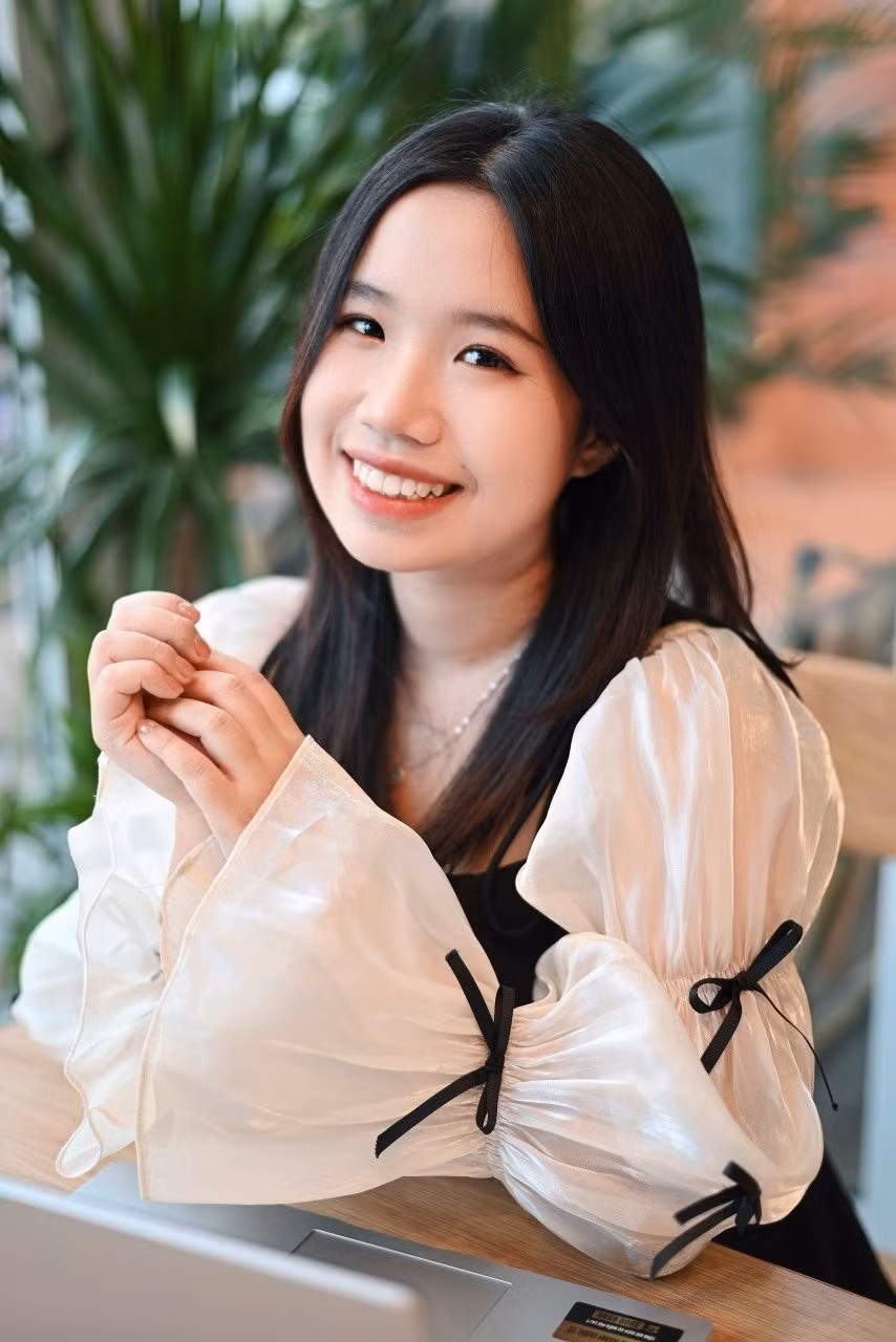 Trang blog chia sẻ kiến thức và kinh nghiệm của Huyền Nga được đón nhận với 22. 000 người theo dõi. Trang blog chia sẻ kiến thức và kinh nghiệm của Huyền Nga được đón nhận với 22. 000 người theo dõi.