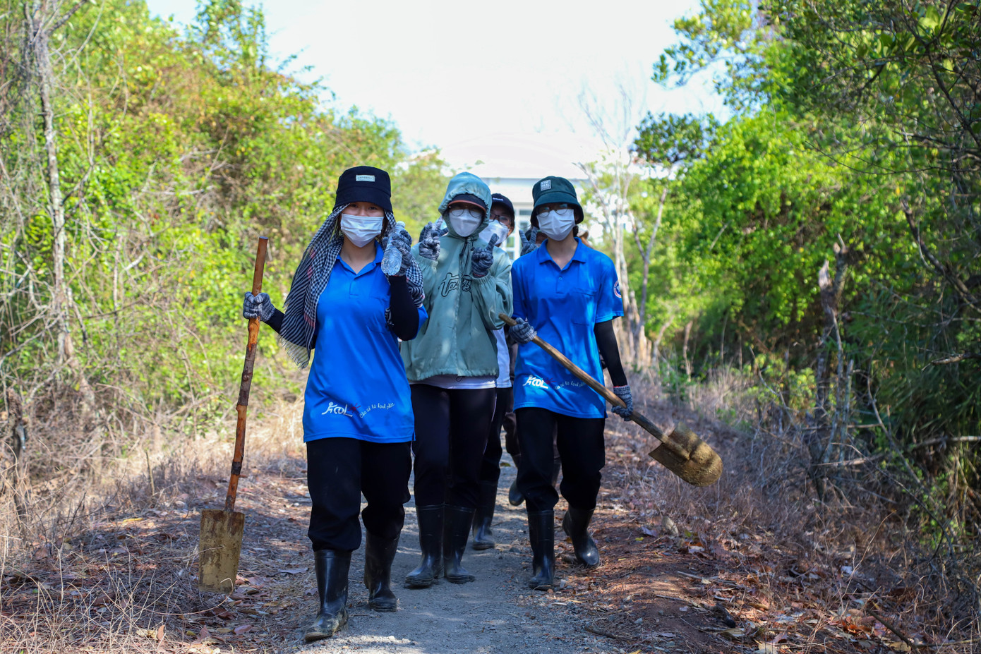 Anh Vũ Lê Hồng Tuấn Anh (Đội trưởng) cho biết, những chương trình như thế này còn tạo điều kiện cho sinh viên của trường có thể thực hiện, chia sẻ những hoạt động mang giá trị tốt đẹp đối với môi trường. Qua đó, sinh viên còn có thể nâng cao được tinh thần, trách nhiệm của mình đối với việc bảo vệ và lan tỏa thông điệp bảo vệ môi trường.