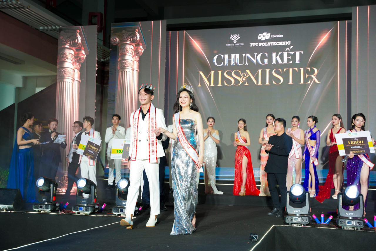 Hoa khôi Nguyễn Phương Vy cùng nam vương Huỳnh Nhật Trường tại cuộc thi “Miss & Mister FPT Polytechnic Cần Thơ 2023”. (Ảnh: NVCC)