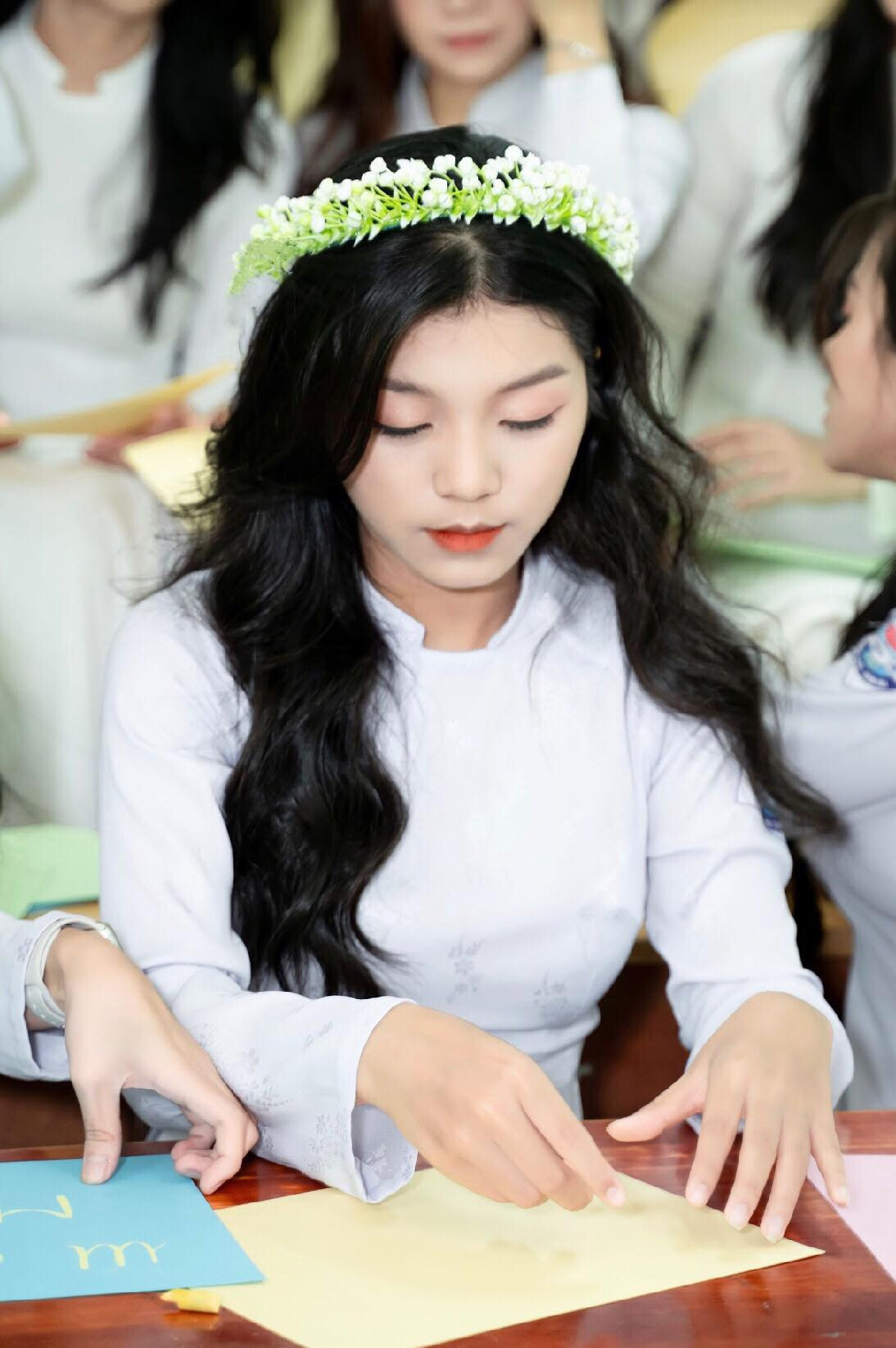 Nguyễn Ngọc Yến mong muốn thi thật tốt để đạt được nguyện vọng mà mình ấp ủ. Nguyễn Ngọc Yến mong muốn thi thật tốt để đạt được nguyện vọng mà mình ấp ủ.