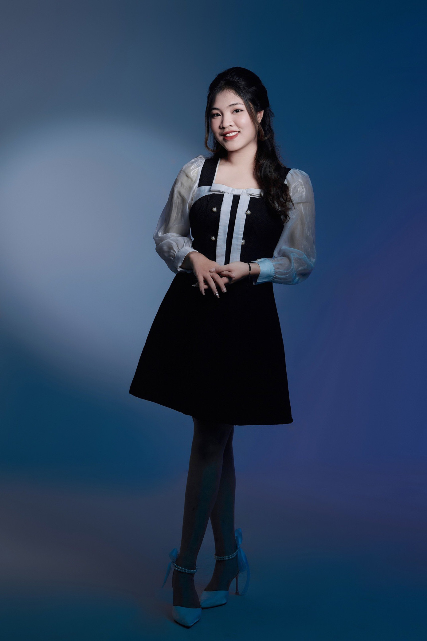 Trà My từng là một cô bé nhút nhát.