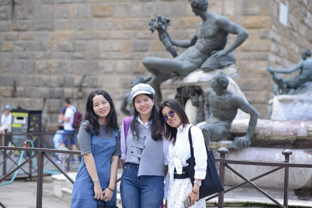 Ba sinh viên trường ĐH Bách khoa (ĐHQG TP. HCM) được nhận học bổng. (Ảnh: ĐHBK) Ba sinh viên trường ĐH Bách khoa (ĐHQG TP. HCM) được nhận học bổng. (Ảnh: ĐHBK)