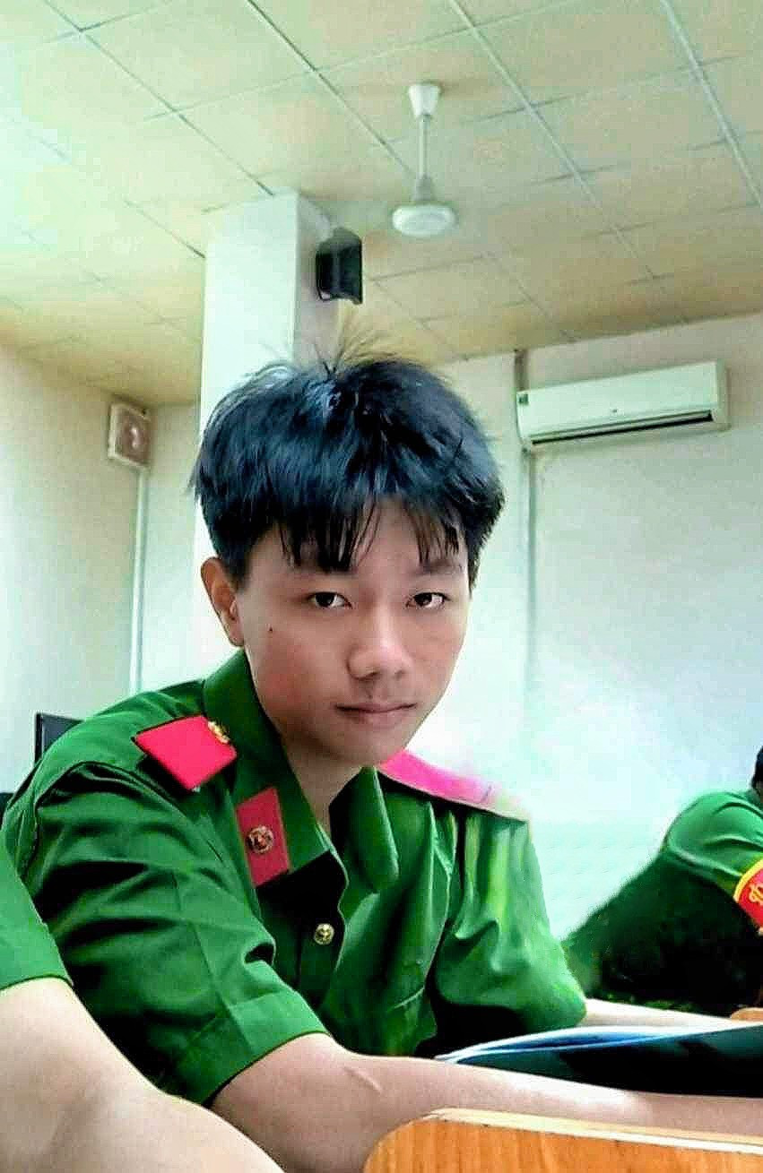 Phan Lê Gia Thịnh trong một buổi họp tại trường. (Ảnh: NVCC) Phan Lê Gia Thịnh trong một buổi họp tại trường. (Ảnh: NVCC)