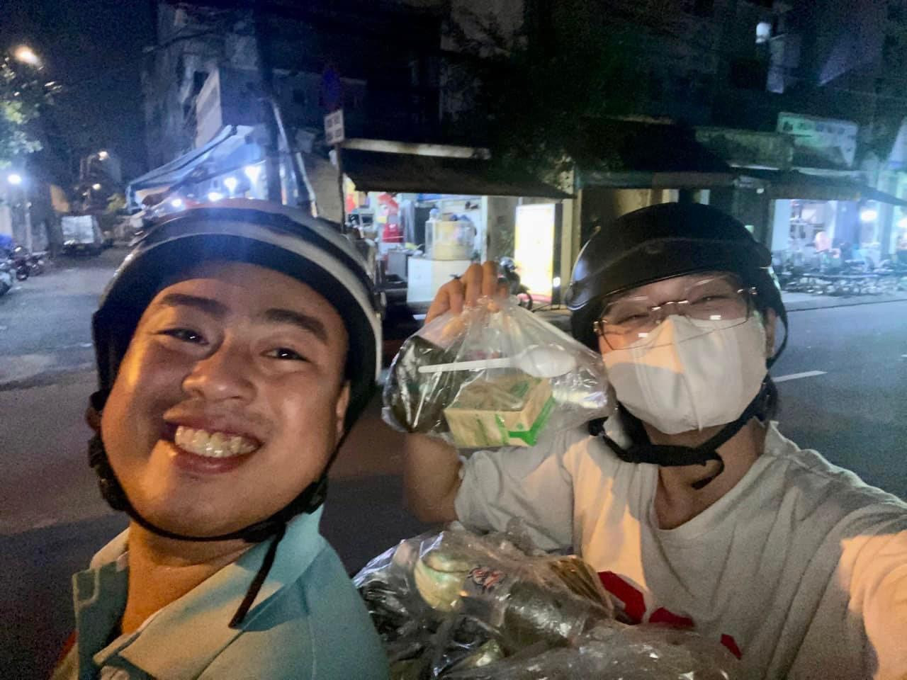 Giúp đỡ người khác là niềm vui của chàng trai 9X. (Ảnh: NVCC)