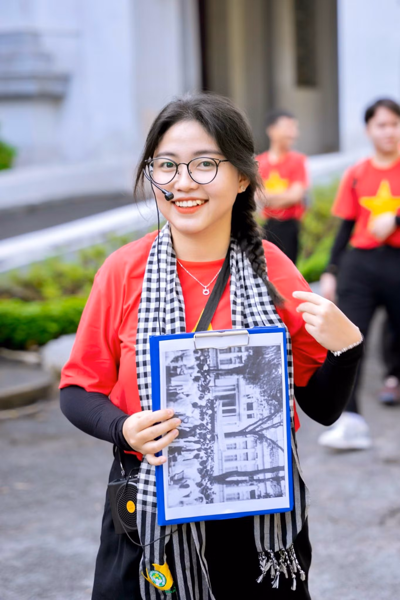 Nữ sinh viên luôn nỗ lực hết mình để theo đuổi ước mơ trở thành hướng dẫn viên du lịch. (Ảnh: NVCC)