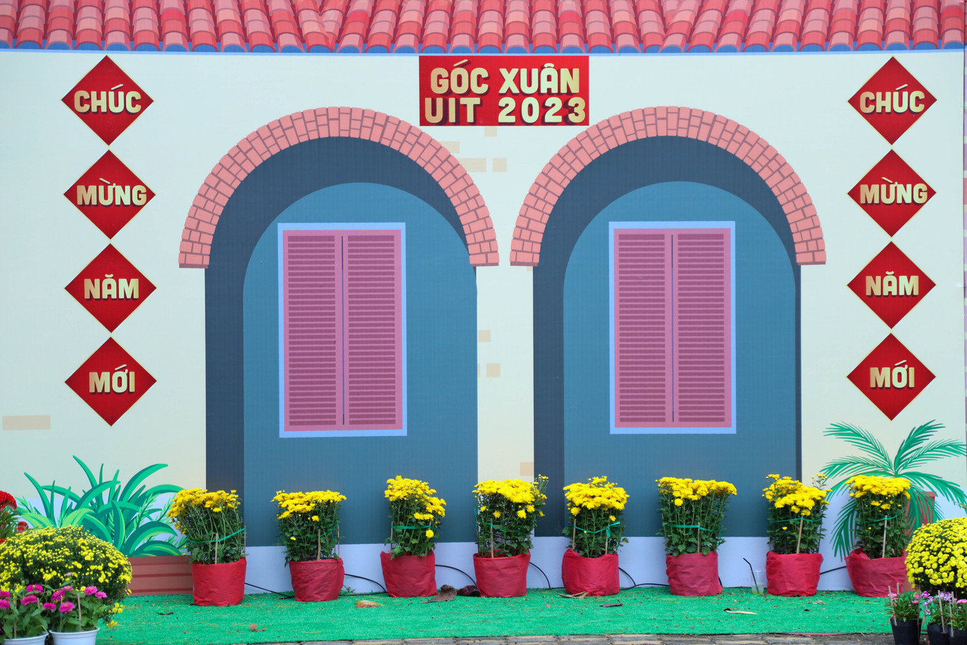 Trường ĐH Công nghệ thông tin (ĐHQG TP. HCM) mới đây cũng đã khai trương khuôn viên Xuân và tổ chức ẩm thực chào Xuân Quý Mão năm 2023.