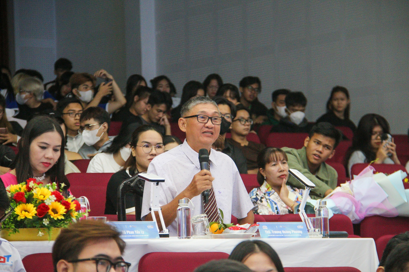 Ban Giám khảo cuộc thi là những chuyên gia uy tín trong lĩnh vực du lịch tại TP. HCM. Ban Giám khảo cuộc thi là những chuyên gia uy tín trong lĩnh vực du lịch tại TP. HCM.