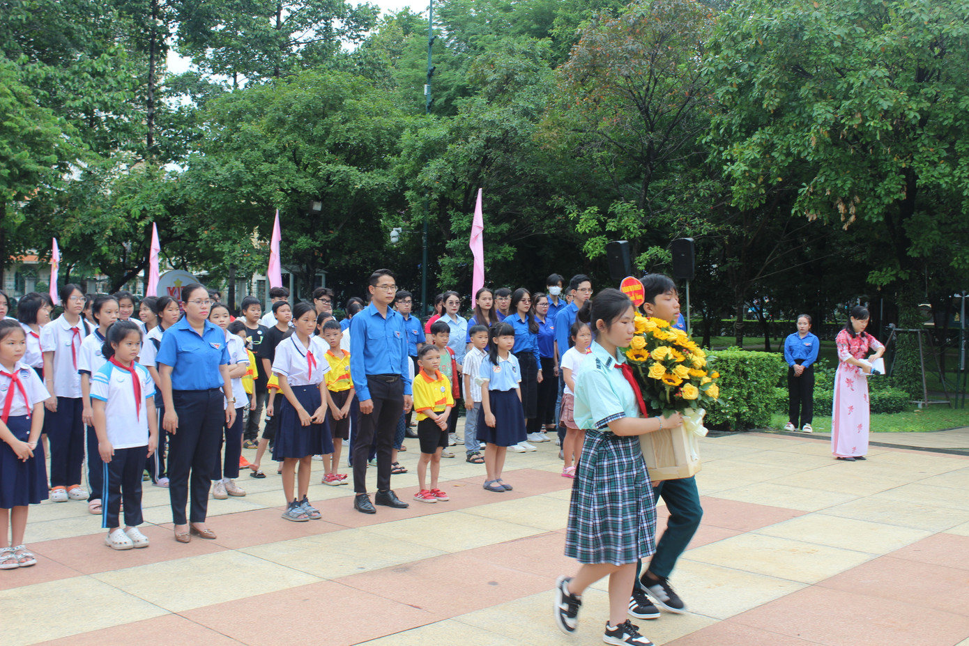Chương trình thu hút sự tham gia của 300 thiếu nhi ở các mái ấm, nhà mở trên địa bàn các quận, huyện ở TPHCM.