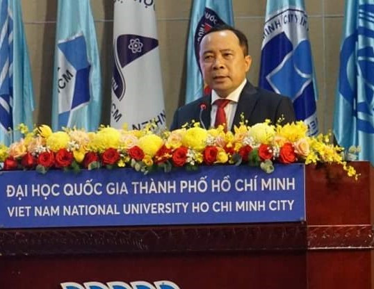 Giám đốc ĐHQG TP. HCM Vũ Hải Quân phát biểu tại hội nghị. (Ảnh: ĐHQG TP. HCM) Giám đốc ĐHQG TP. HCM Vũ Hải Quân phát biểu tại hội nghị. (Ảnh: ĐHQG TP. HCM)