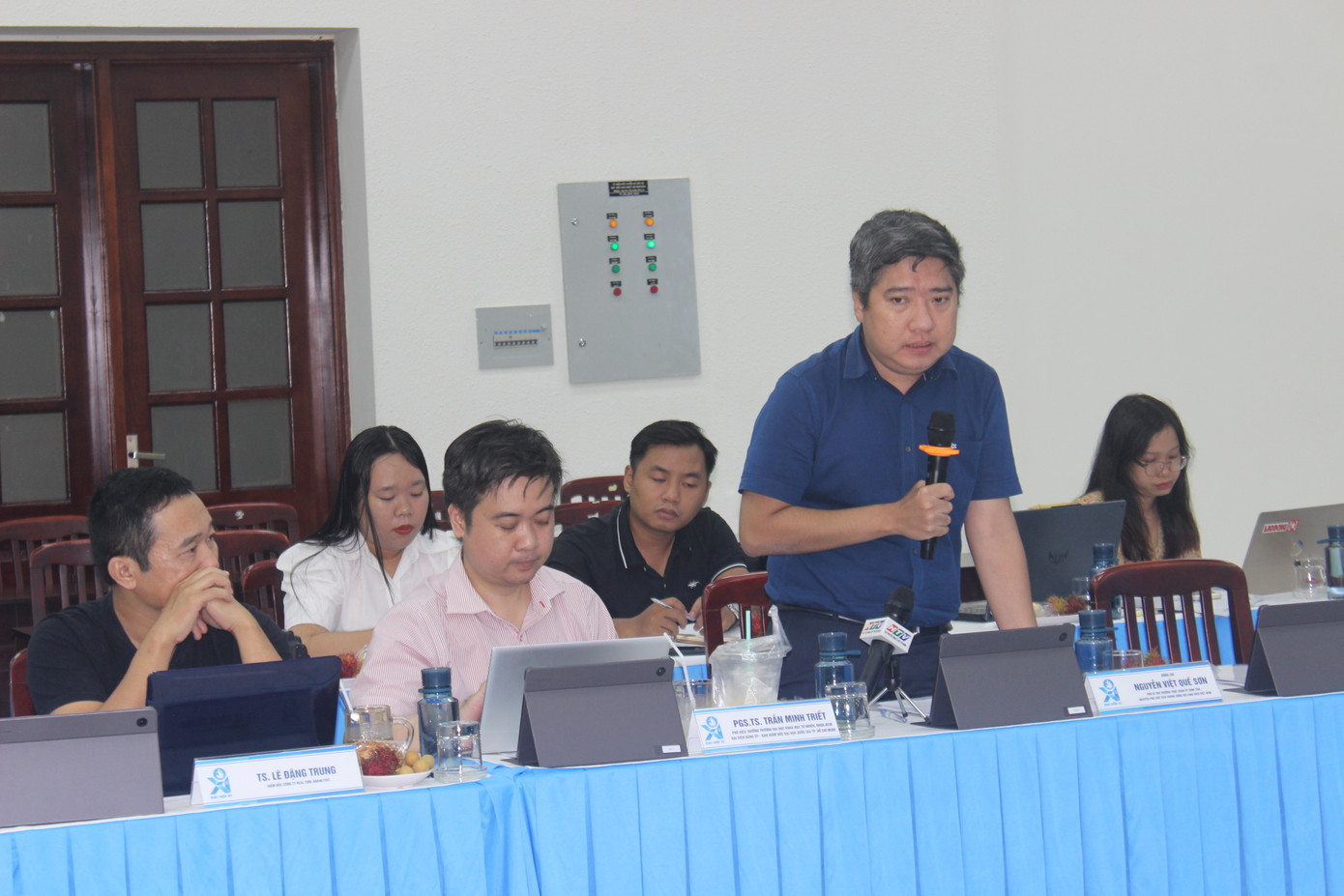 Ông Nguyễn Việt Quế Sơn phát biểu tại hội nghị.