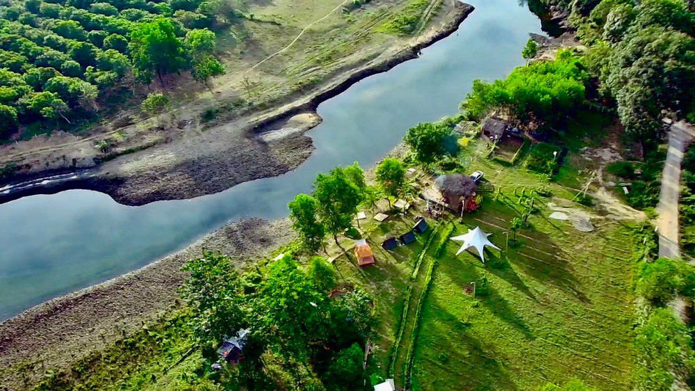 Khu camping mang tên “Én Restop” do Trực sáng lập.