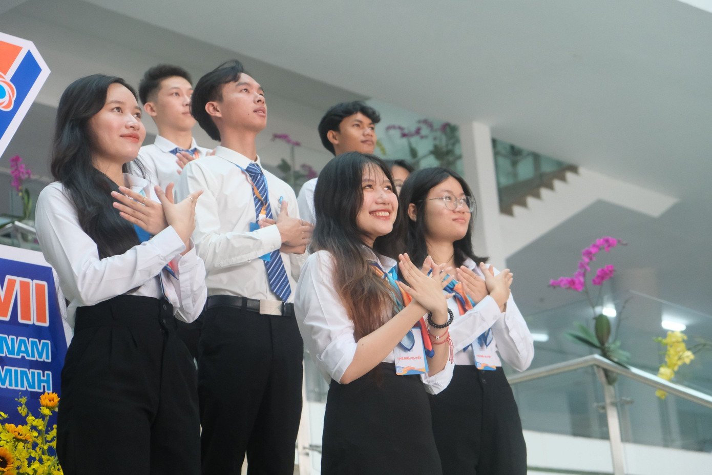 Đặc biệt, tham dự Đại hội lần này, có 119 đại biểu là đảng viên Đảng Cộng sản Việt Nam. (Ảnh: Ngô Tùng)