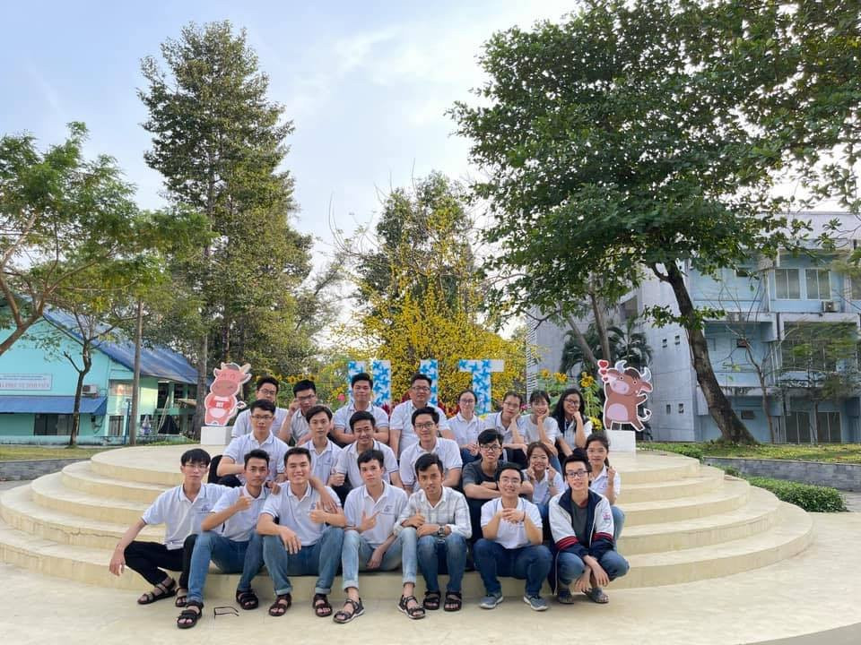 Nhóm nghiên cứu UITogether, nơi nuôi dưỡng niềm đam mê với lĩnh vực nghiên cứu của đông đảo sinh viên trường ĐH Công nghệ thông tin, ĐHQG TP. HCM. Nhóm nghiên cứu UITogether, nơi nuôi dưỡng niềm đam mê với lĩnh vực nghiên cứu của đông đảo sinh viên trường ĐH Công nghệ thông tin, ĐHQG TP. HCM.