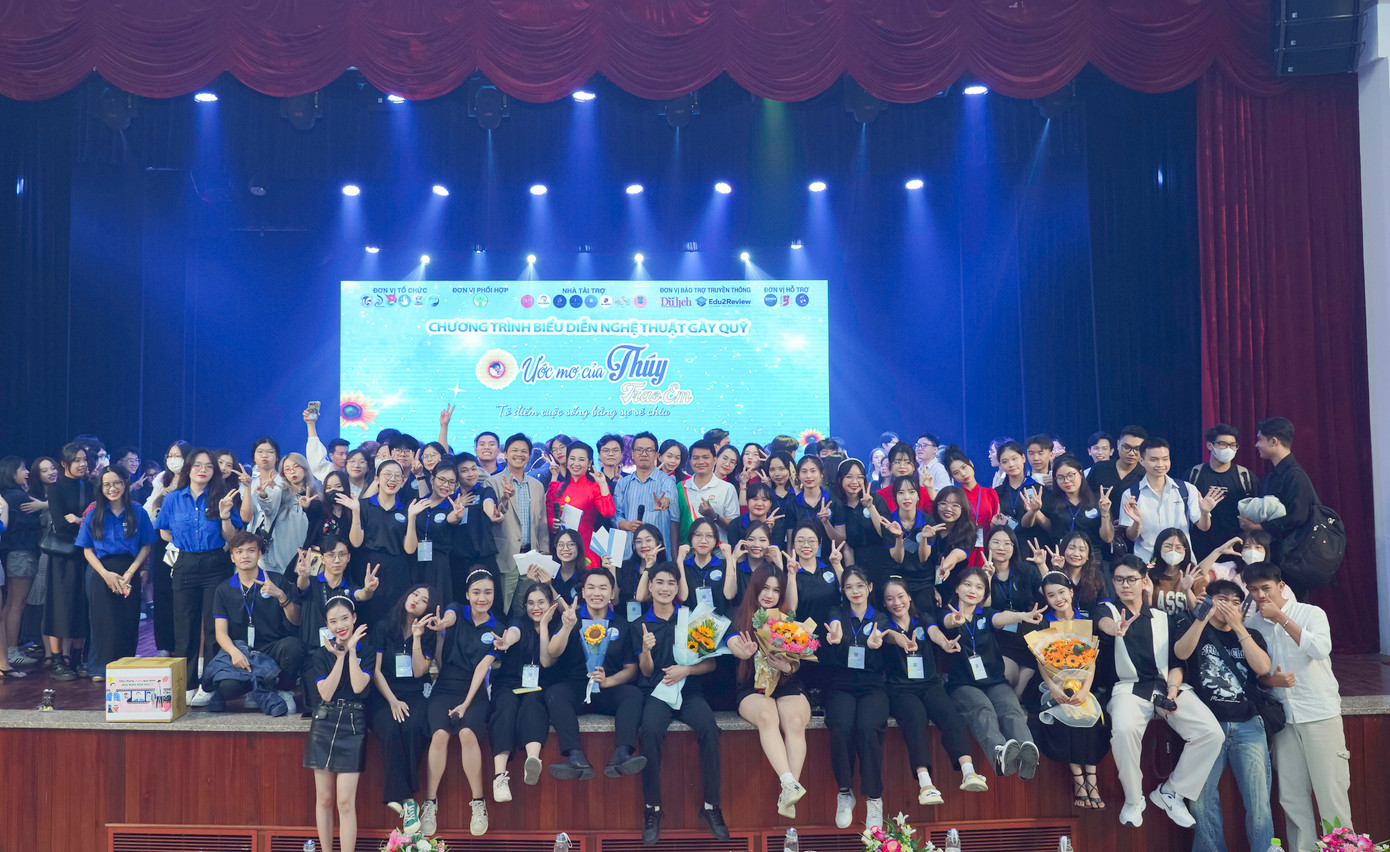 Chương trình “Ước mơ của Thúy trao em” được tổ chức với sự đồng hành của nhiều đơn vị: Nhà của Bối - Thương hiệu làm đẹp B.O.I, Edu Event Sponsor - Quỹ tài trợ sự kiện sinh viên, Công ty cổ phần Đông trùng hạ thảo Bio Hope, Trung tâm Chăm sóc sức khỏe - Điền Viên Trai Care, Trọng Phúc Makeup Academy, Mr. Brown Coffee Vietnam, Andy Studio.