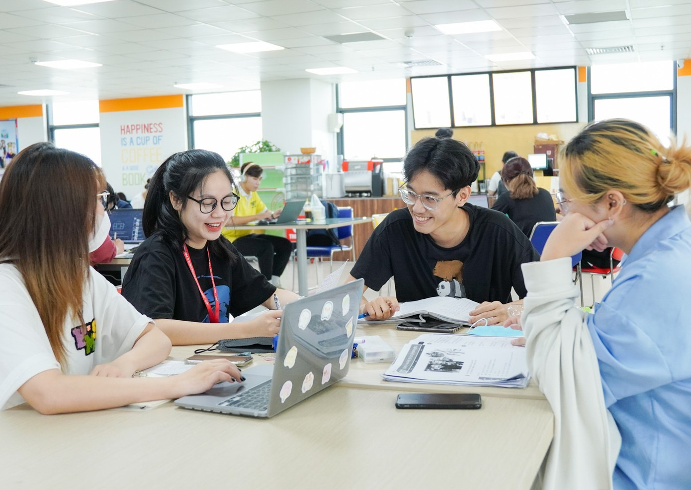 Thí sinh thực hiện đăng ký, điều chỉnh nguyện vọng xét tuyển (không giới hạn số lần) trong thời gian 20 ngày, từ 10/7 đến 17h ngày 30/7/2023.