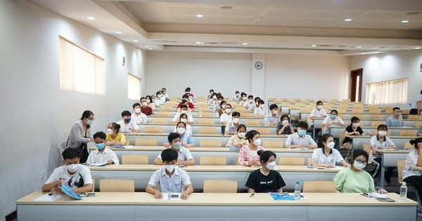 Việc diễn ra kỳ thi sớm sẽ thuận lợi cho thí sinh về mặt xét tuyển và nhập học.