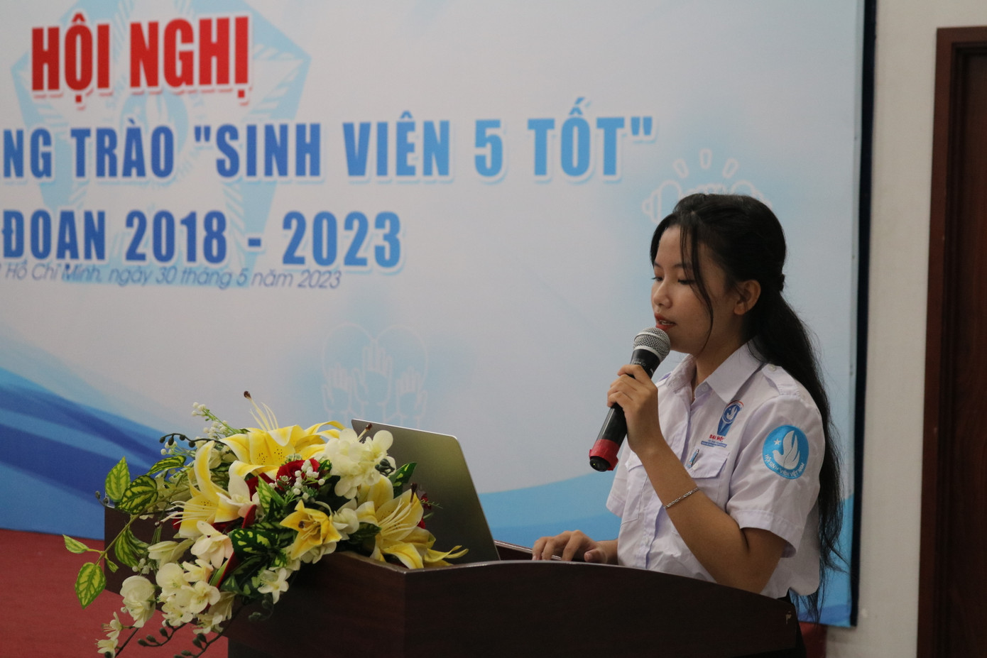 Các đại biểu trình bày tham luận tại Hội nghị. (Ảnh: Ngọc Lân) Các đại biểu trình bày tham luận tại Hội nghị. (Ảnh: Ngọc Lân)