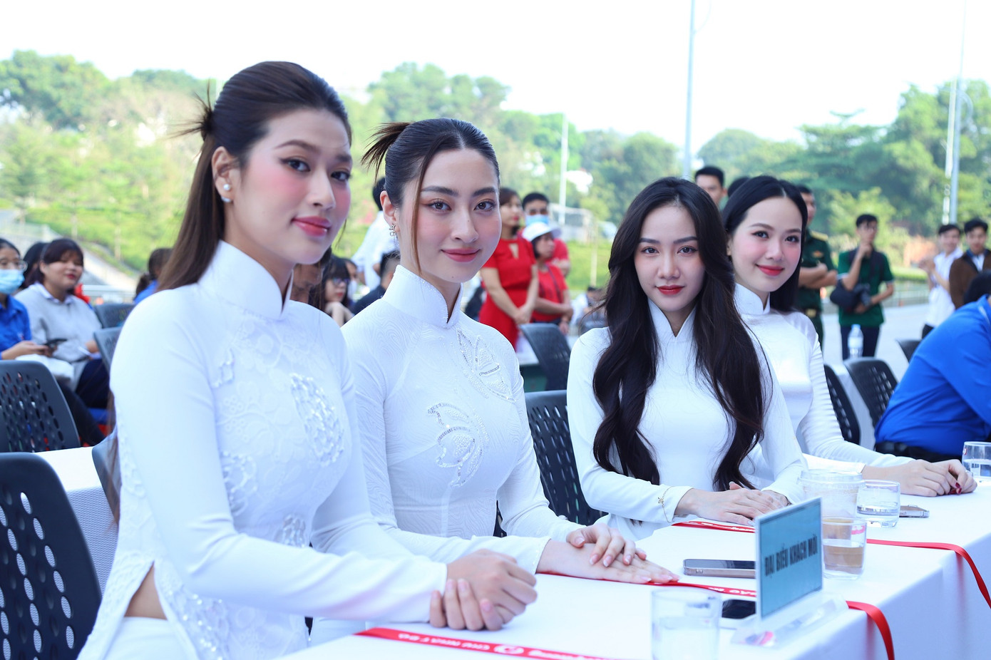 Hoạt động thêm lan tỏa khi có sự góp mặt của các Hoa hậu, người đẹp cùng các nghệ sĩ khách mời. Hoạt động thêm lan tỏa khi có sự góp mặt của các Hoa hậu, người đẹp cùng các nghệ sĩ khách mời.