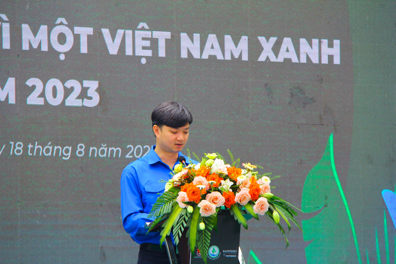 Anh Nguyễn Minh Triết – Bí thư T.Ư Đoàn, Chủ tịch Hội Sinh viên Việt Nam phát biểu tại Lễ phát động. Anh Nguyễn Minh Triết – Bí thư T.Ư Đoàn, Chủ tịch Hội Sinh viên Việt Nam phát biểu tại Lễ phát động.