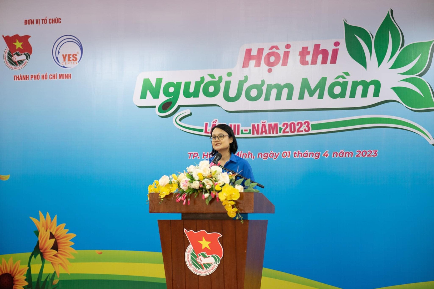 Phó Bí thư Thành Đoàn TP. HCM Trần Thu Hà phát biểu tại Lễ khai mạc Hội thi “Người ươm mầm” lần III, năm 2023.