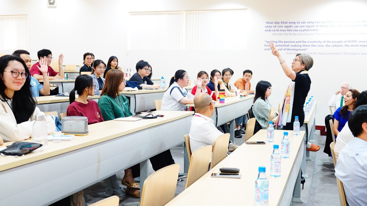 Ngày càng nhiều các bạn sinh viên chọn học song ngành, liên ngành.