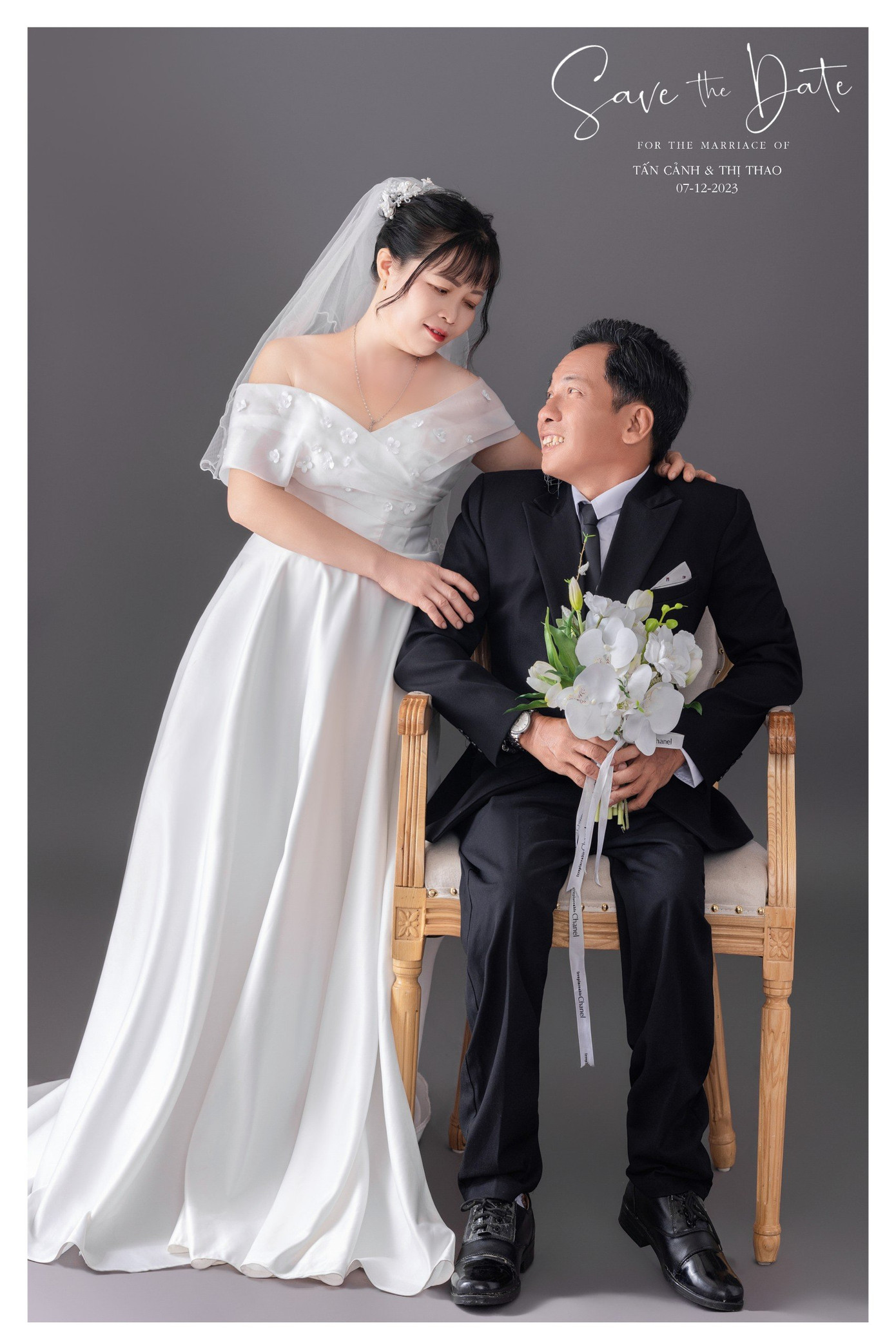 5 cặp đôi trong Hôn lễ Vườn trăm năm. 5 cặp đôi trong Hôn lễ Vườn trăm năm.