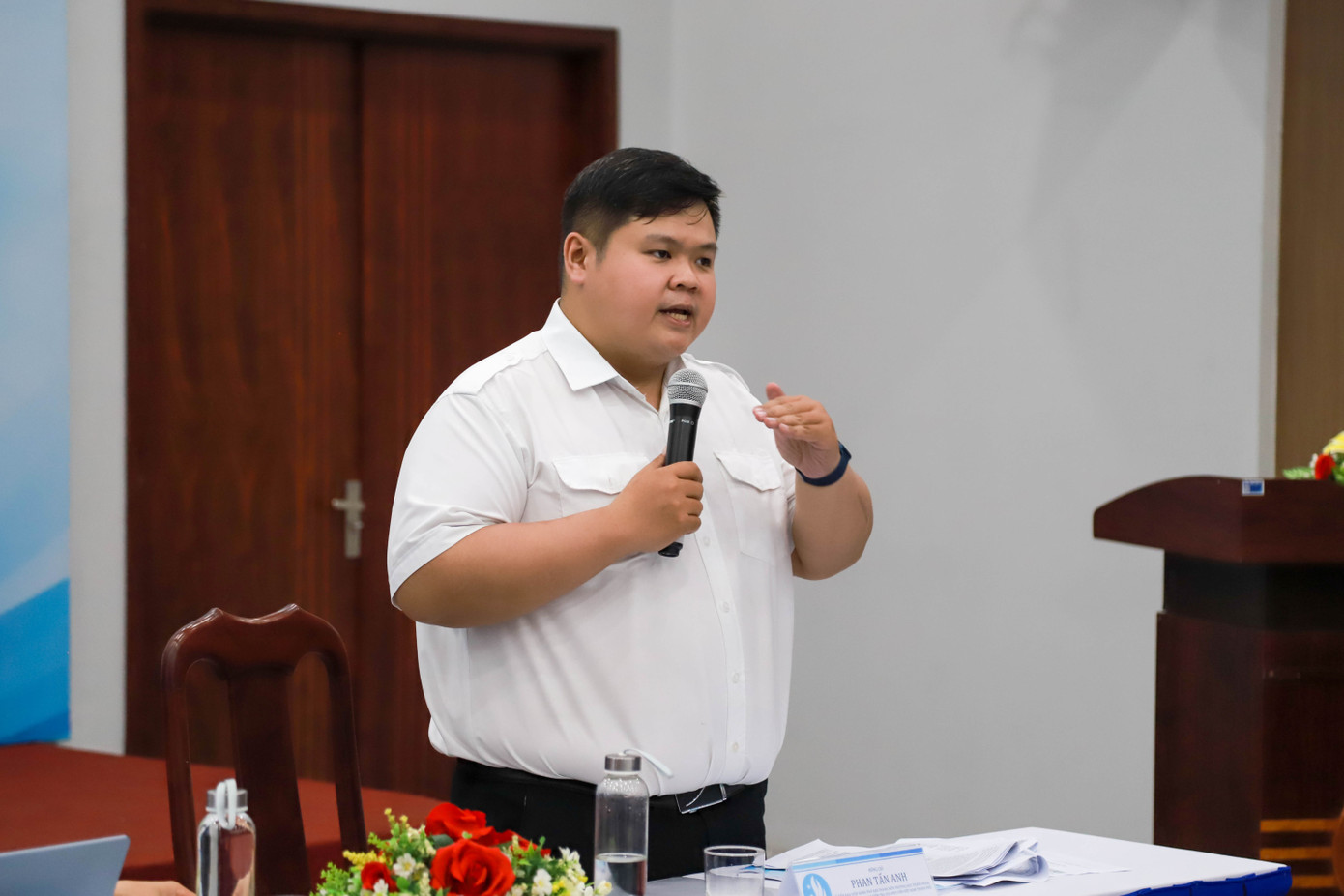 Anh Phan Tấn Anh – Phó Chủ tịch Hội Sinh viên TPHCM đã chỉ ra rõ nhiều vấn đề hạn chế của phong trào. (Ảnh: Như Việt) Anh Phan Tấn Anh – Phó Chủ tịch Hội Sinh viên TPHCM đã chỉ ra rõ nhiều vấn đề hạn chế của phong trào. (Ảnh: Như Việt)