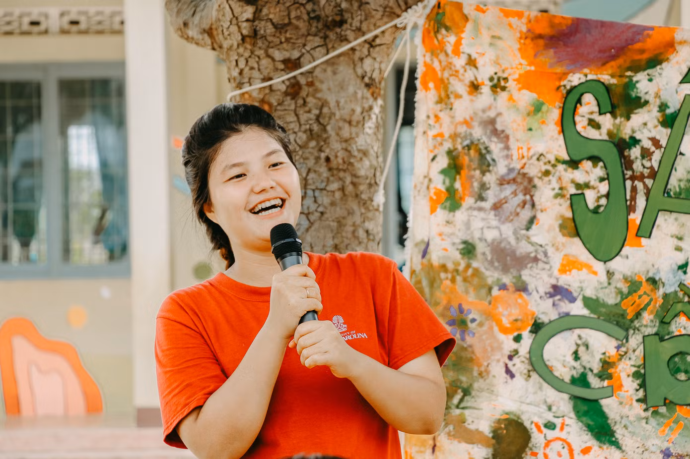 Dương Thị Thảo, trưởng dự án "Sân chơi cầu vồng". (Ảnh: SCCV)