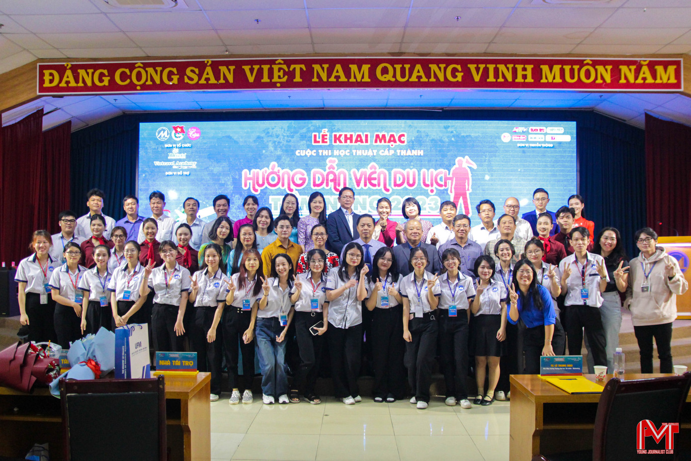 Cuộc thi thu hút rất đông các bạn sinh viên chuyên ngành Du lịch đến từ các trường đại học, cao đẳng trên địa bàn TP. HCM.