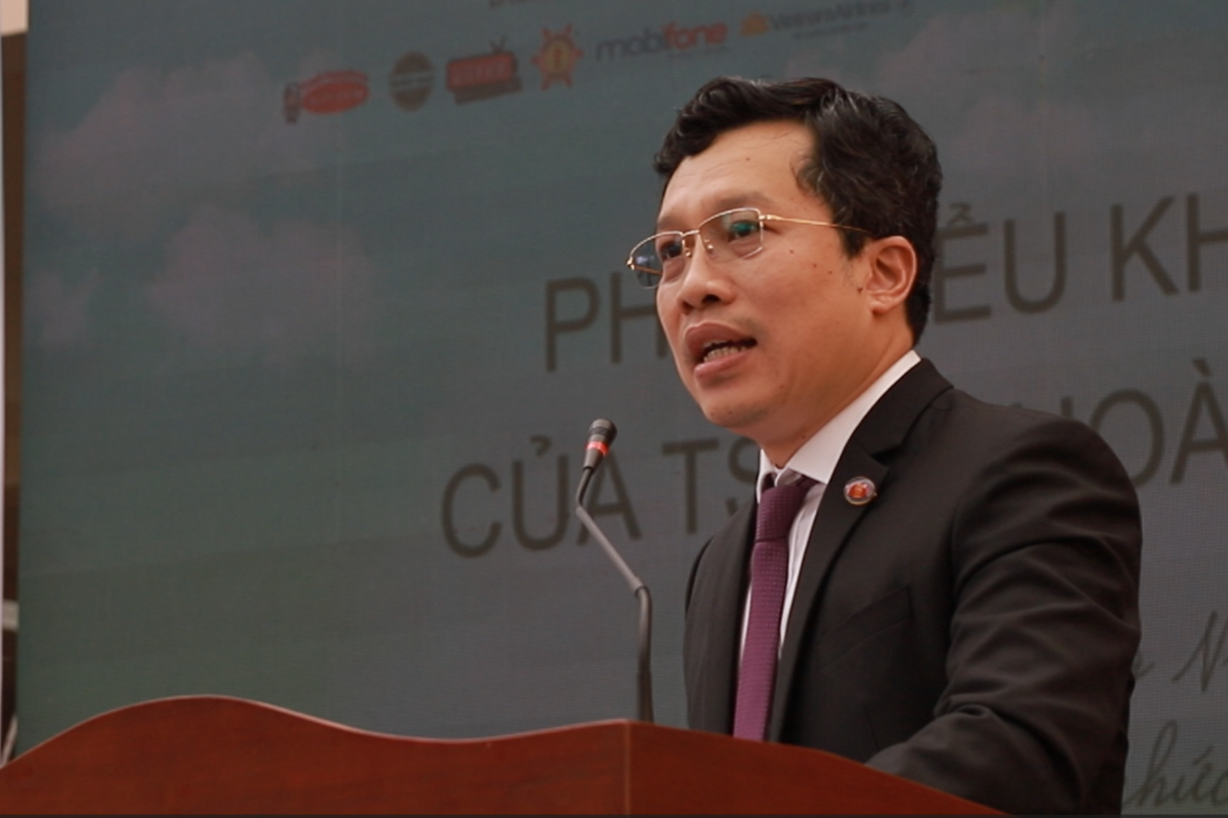 TS Lê Hoàng Dũng – Phó Hiệu trưởng trường ĐH KHXH&amp;NV, ĐHQG TP.HCM kỳ vọng chương trình sẽ mang đến cho sinh viên nhiều cơ hội.