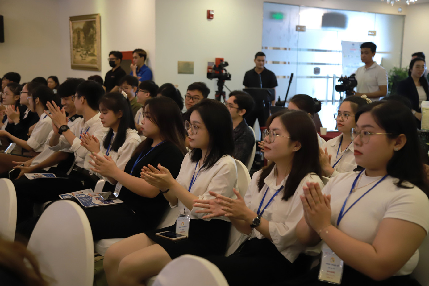 Từ 32 dự án với gần 130 sinh viên, Ban Tổ chức đã chọn ra top 10 đội vào vòng Chung kết. Từ 32 dự án với gần 130 sinh viên, Ban Tổ chức đã chọn ra top 10 đội vào vòng Chung kết.