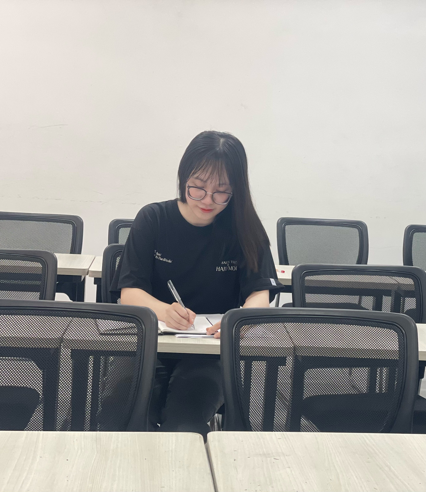 Thùy Linh luôn nỗ lực hết mình với đam mê của bản thân. (Ảnh: NVCC)