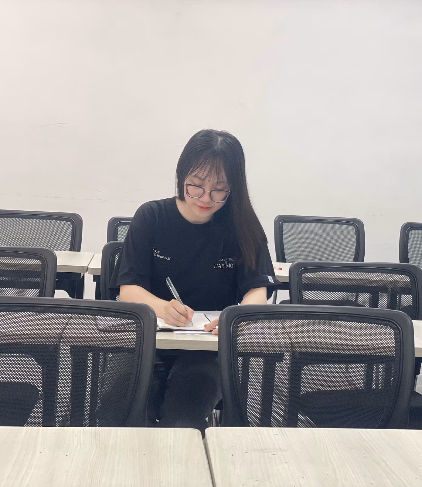Thùy Linh luôn nỗ lực hết mình với đam mê của bản thân. (Ảnh: NVCC)