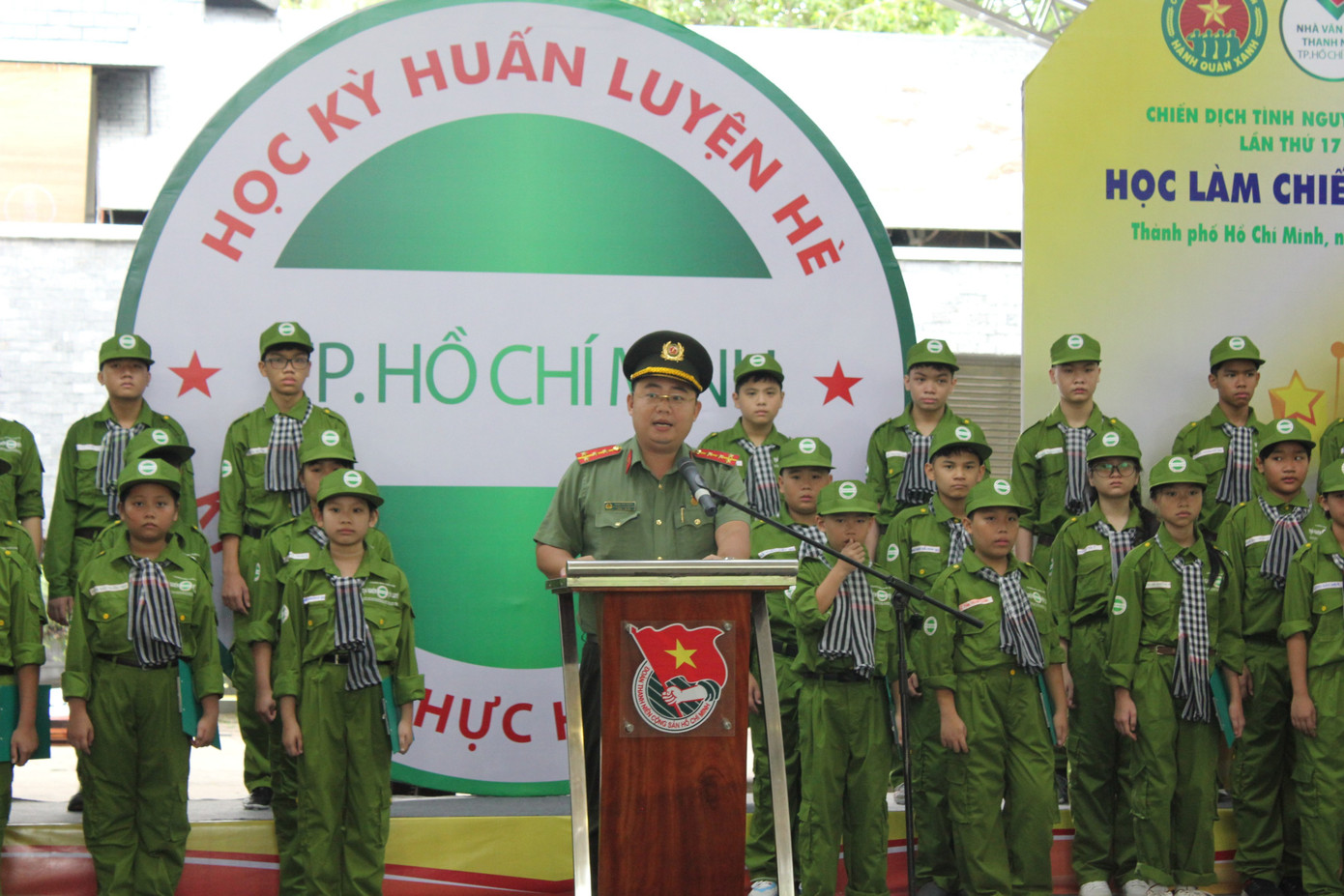 Anh Đặng Văn Thắng - Bí thư Đoàn Thanh niên Công an TP. HCM phát biểu tại chương trình.