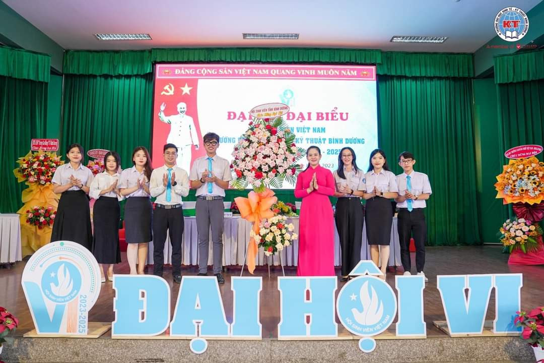 Tính đến ngày 16/8, 7/7 cơ sở Hội Sinh viên các trường đại học, cao đẳng trực thuộc Hội Sinh viên tỉnh Bình Dương đã hoàn thành tổ chức Đại hội. Tính đến ngày 16/8, 7/7 cơ sở Hội Sinh viên các trường đại học, cao đẳng trực thuộc Hội Sinh viên tỉnh Bình Dương đã hoàn thành tổ chức Đại hội.