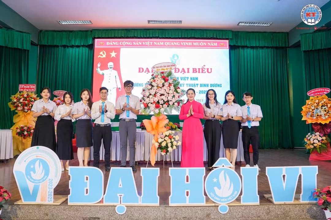 Tính đến ngày 16/8, 7/7 cơ sở Hội Sinh viên các trường đại học, cao đẳng trực thuộc Hội Sinh viên tỉnh Bình Dương đã hoàn thành tổ chức Đại hội.