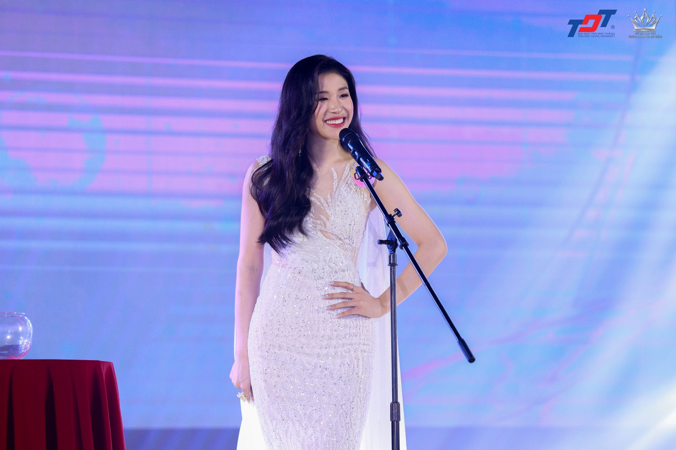 Kiều Anh với phần thi ứng xử đầy thuyết phục. (Ảnh: BTC)