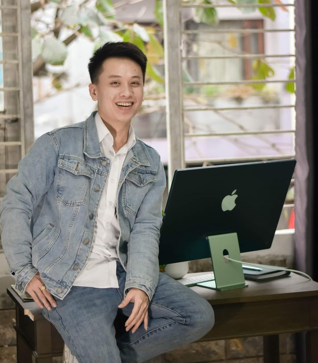 Trần Duy Tài, chàng xứ Quảng điển trai đã từng gắn bó 10 năm với nghề phóng viên truyền hình.