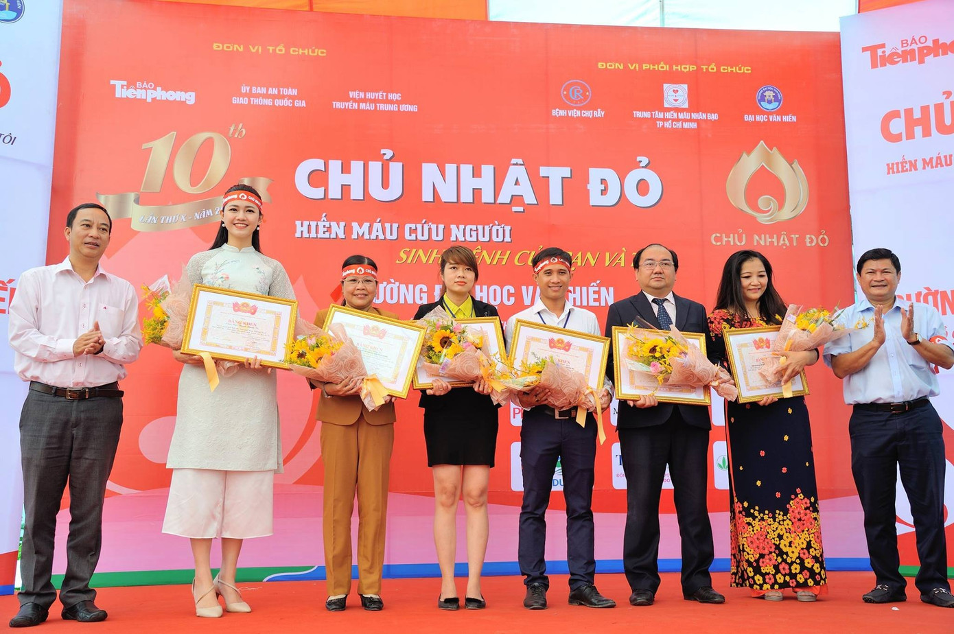 Chương trình hiến máu ‘Chủ nhật Đỏ&apos; từng phát động tại trường ĐH Văn Hiến.