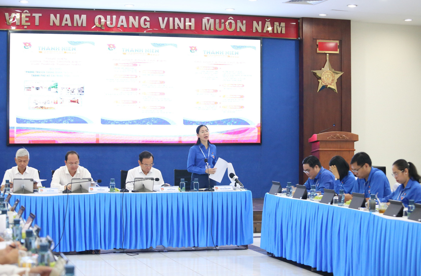 Thường trực Thành ủy TP. HCM làm việc với Ban Thường vụ Thành Đoàn TP. HCM. (Ảnh: Ngô Tùng)