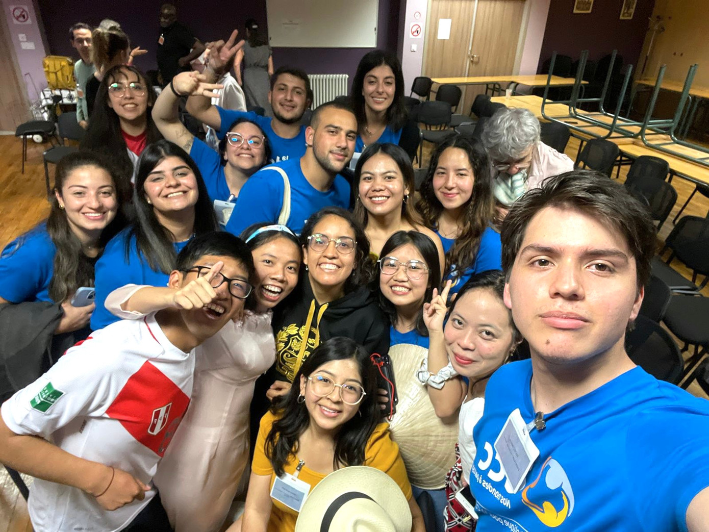 Gặp gỡ thêm nhiều người mới và có cùng chí hướng cũng là điều mà Tường Vy trân quý. (Ảnh: NVCC) Gặp gỡ thêm nhiều người mới và có cùng chí hướng cũng là điều mà Tường Vy trân quý. (Ảnh: NVCC)